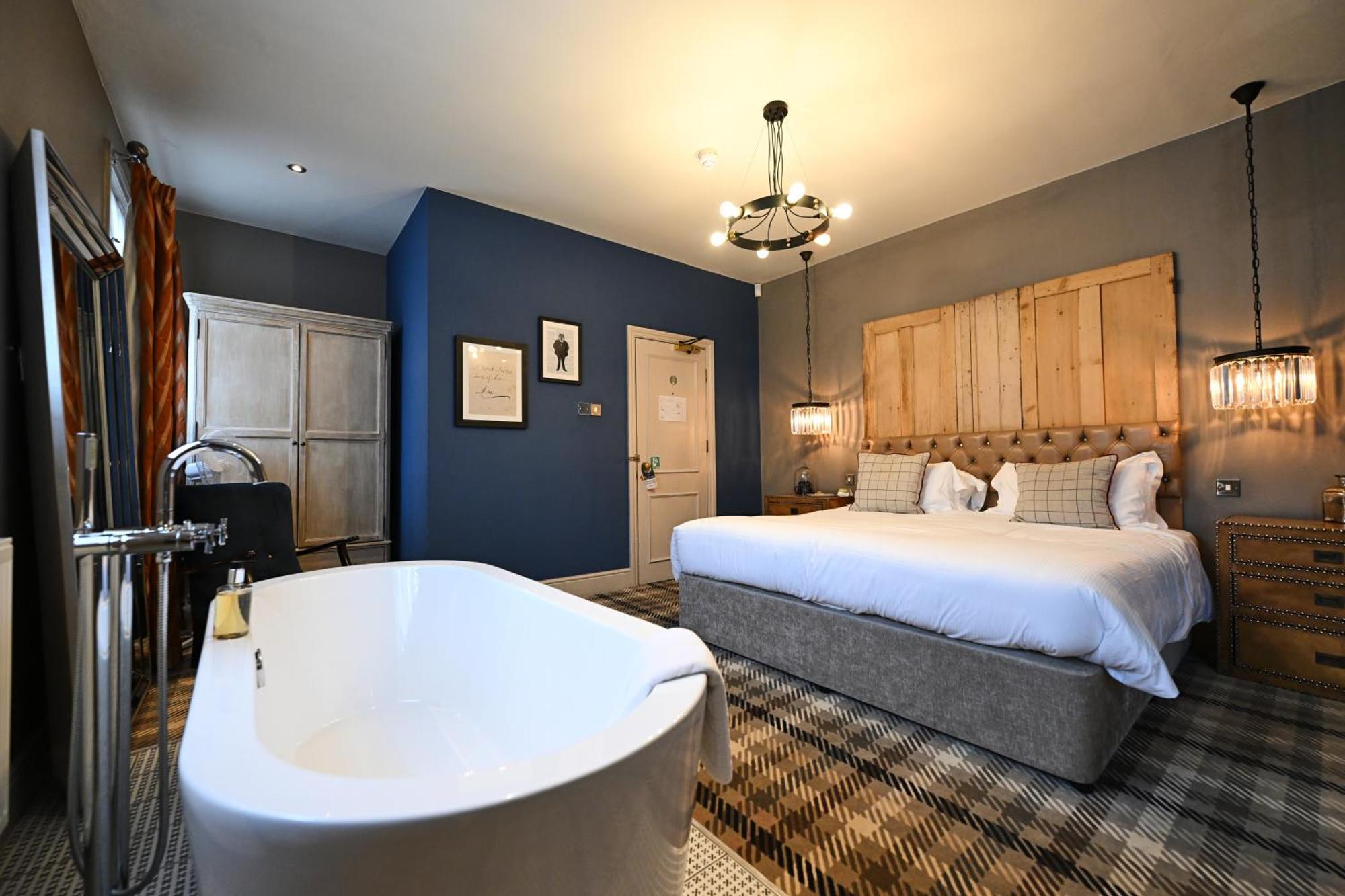 The King'S Head Hotel Beverley Bagian luar foto