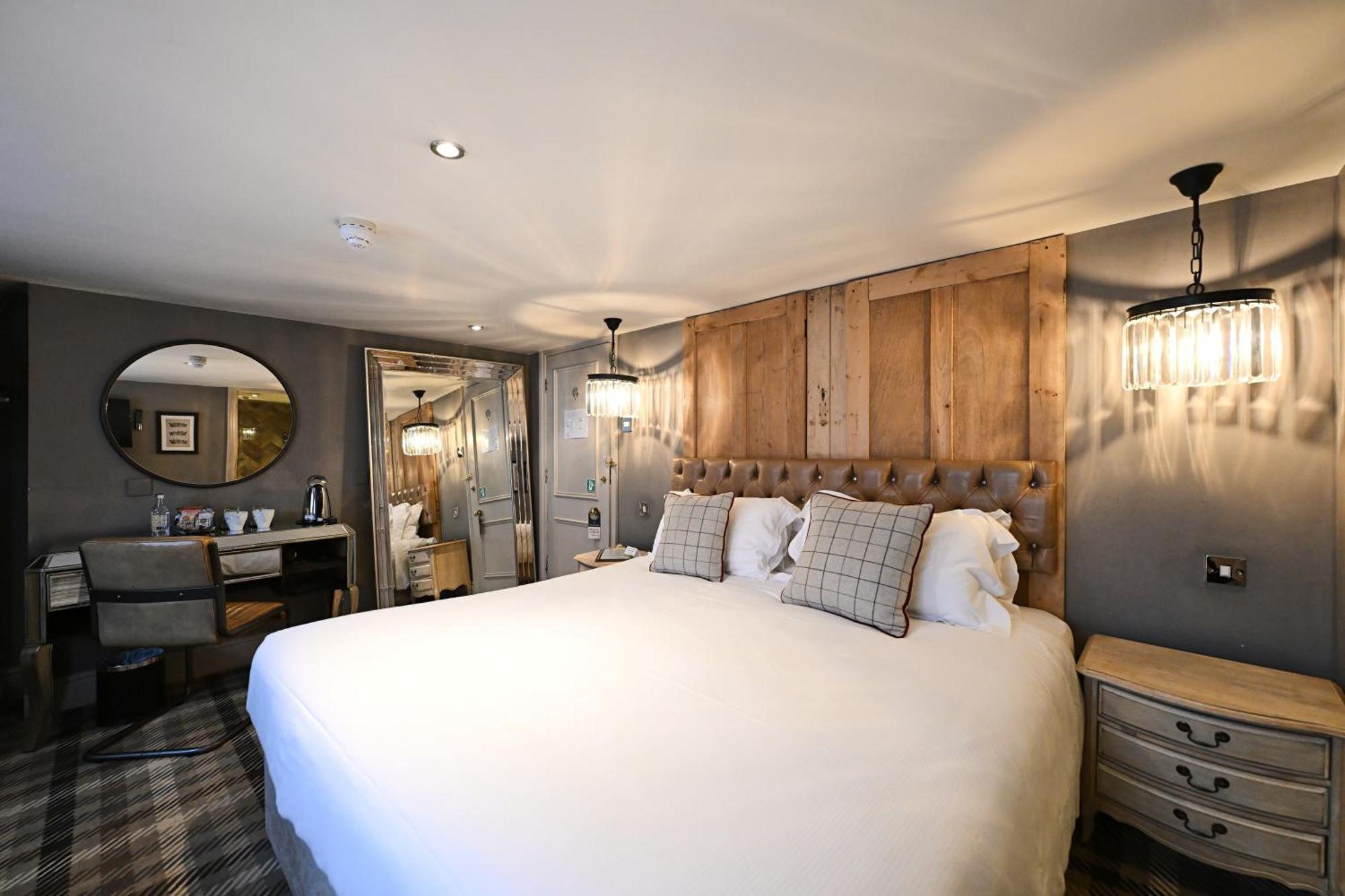 The King'S Head Hotel Beverley Bagian luar foto