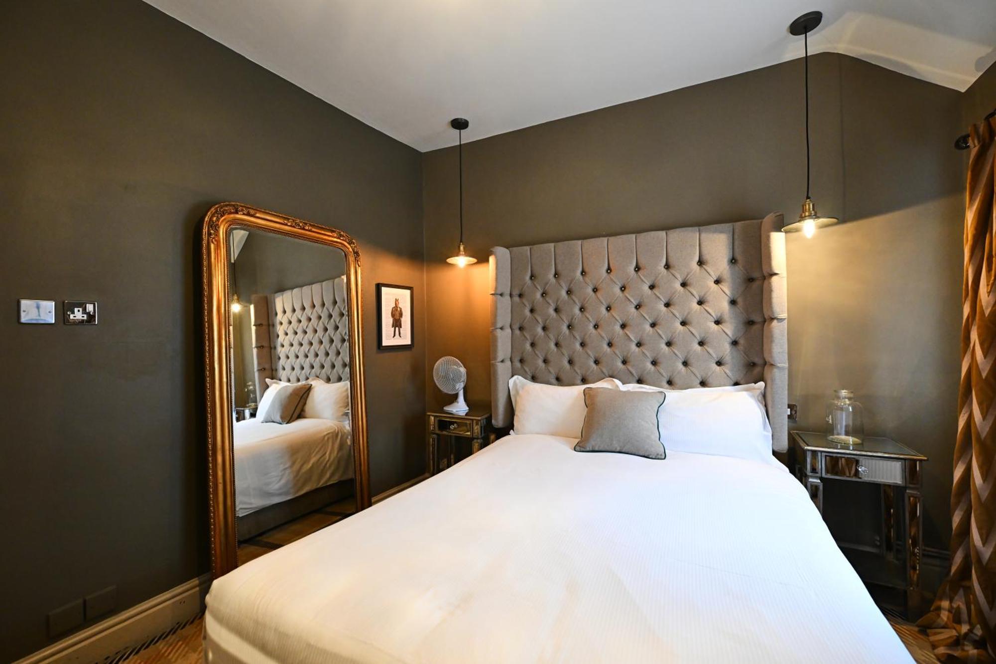 The King'S Head Hotel Beverley Bagian luar foto